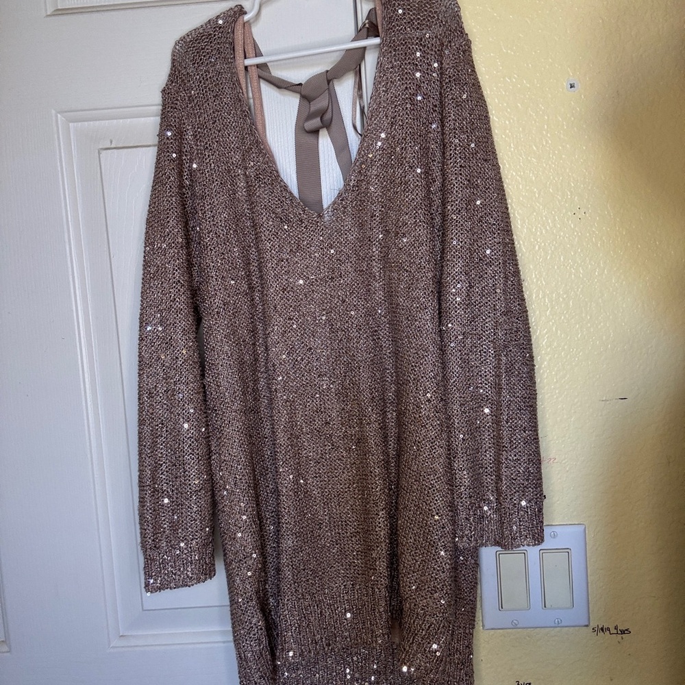 Mauve V-Neck Sweater with Bow Detail